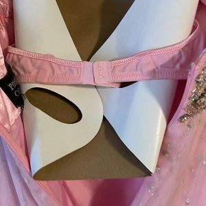 Prom/formal/pageant dress